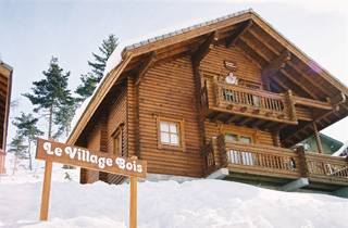 Les Chalets du Village Bois à La Joue du Loup