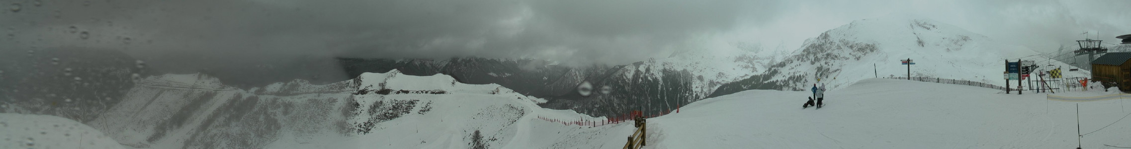 Webcam Panoramique de la Station à partir du haut du Télésiège du Picou Webcam Panoramique de la Station à partir du haut du Télésiège du Picou